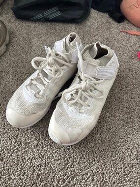 Varsity Aeros Elite cheer shoes